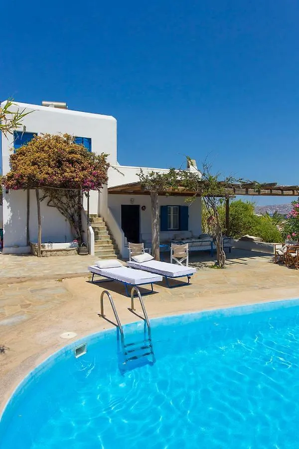Traditional Mykonian Villa Ornos