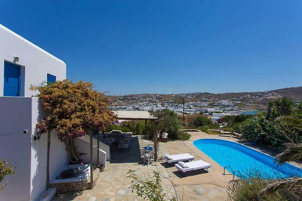 Traditional Mykonian Villa Ornos
