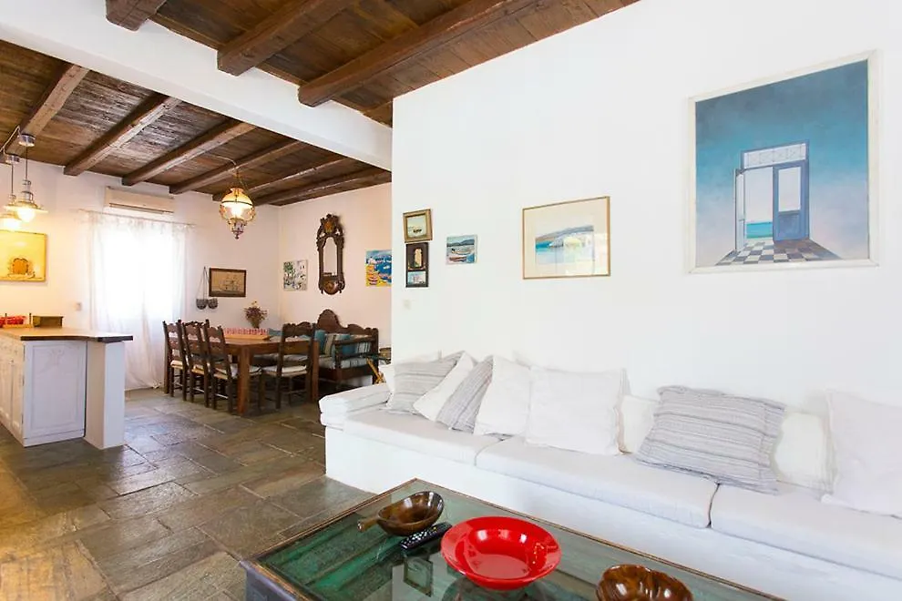 Traditional Mykonian Villa Ornos